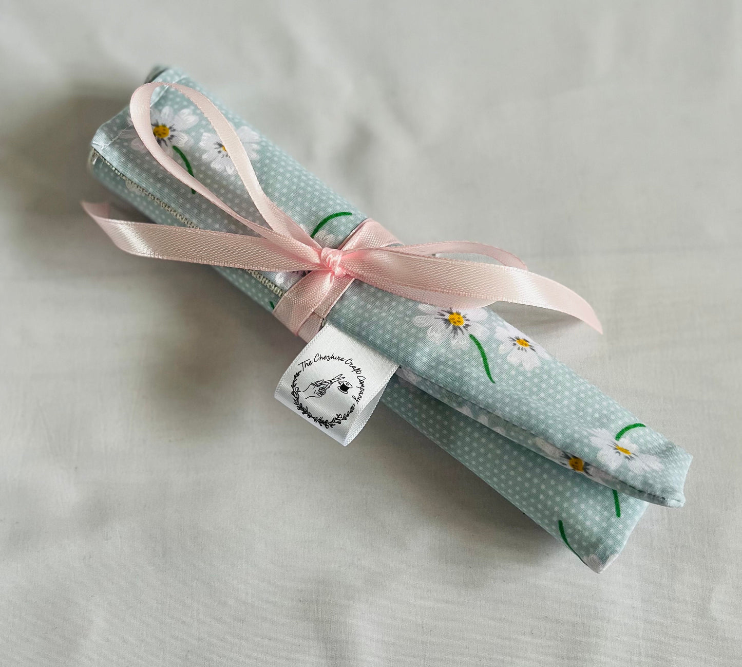 Green Daisy Print Travel Set