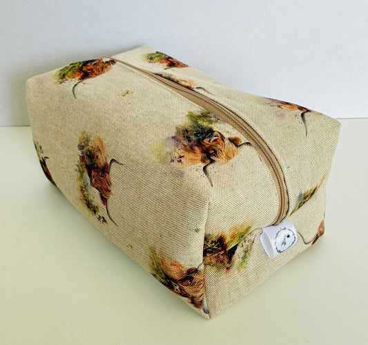 Highland Cow Wash Bag