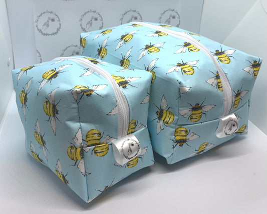 Blue Bee Make Up and Wash Bag Set