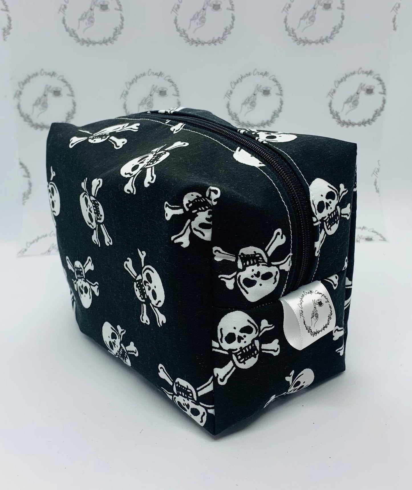 Skulls Make Up Bag