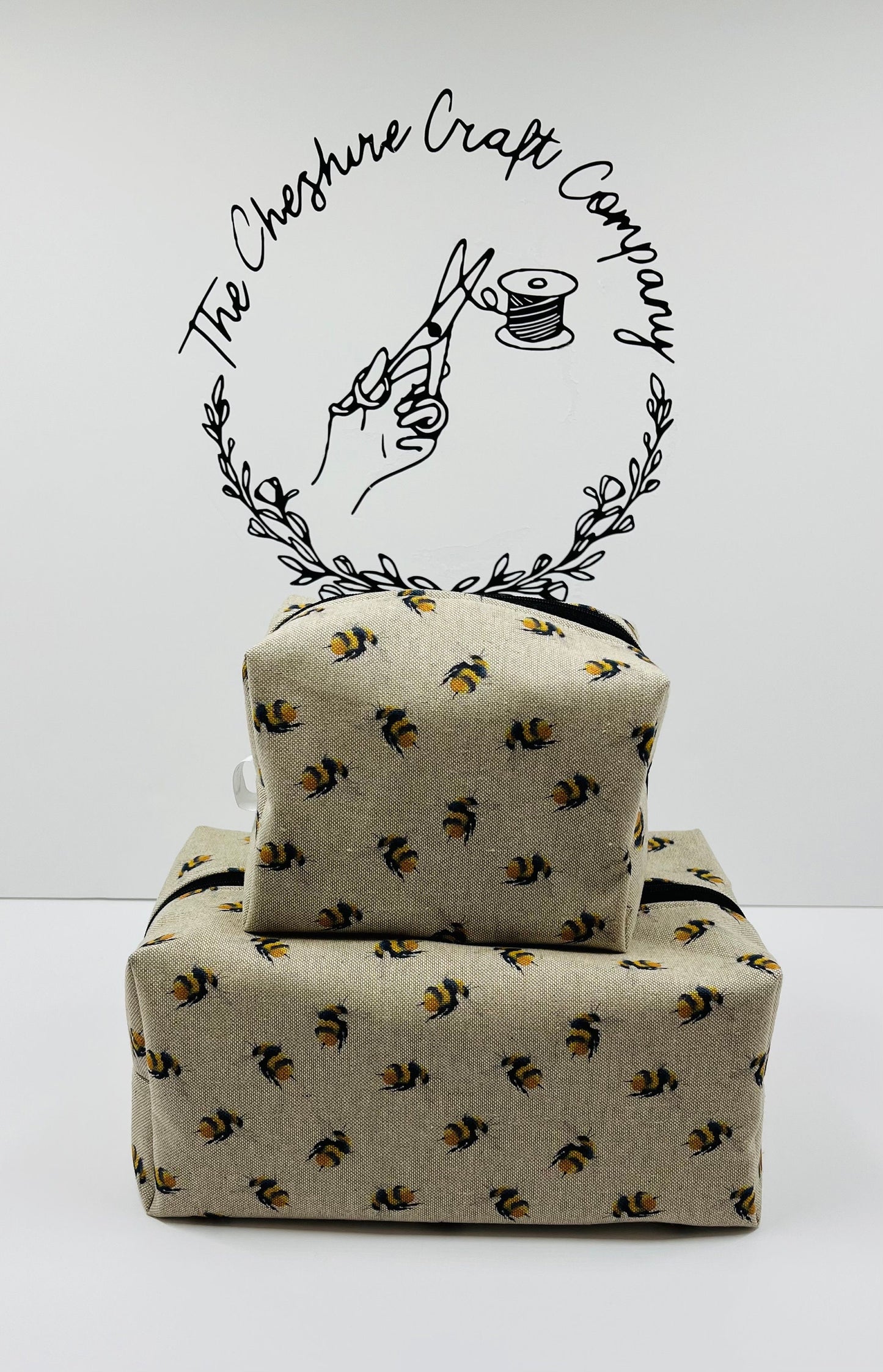 Bees Make Up and Wash Bag Set