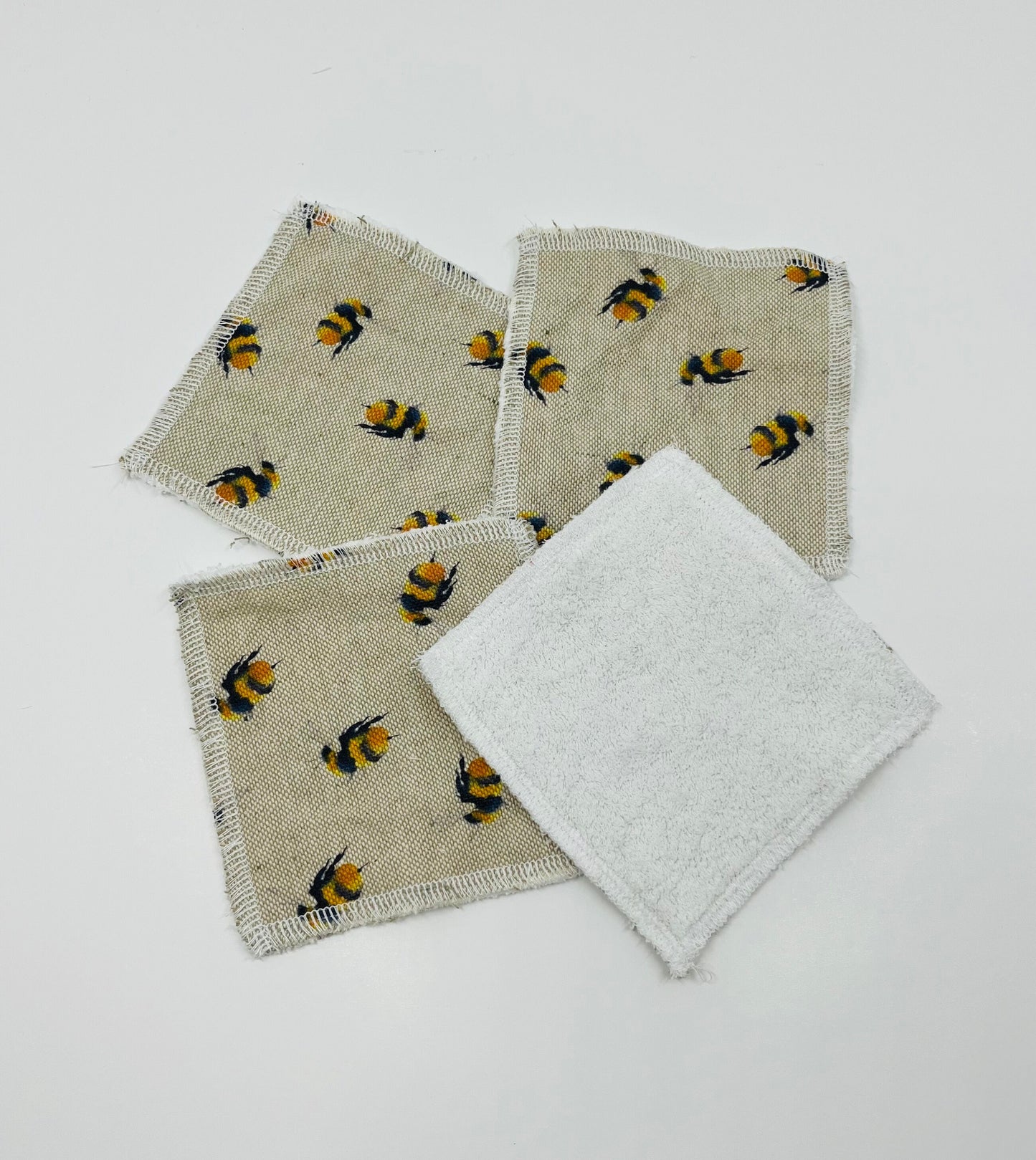 Bees Reusable Cotton Pads