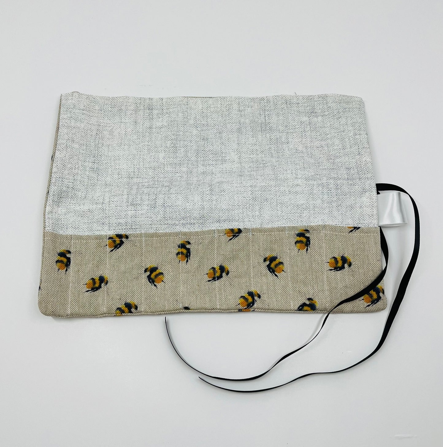 Bees Travel Set