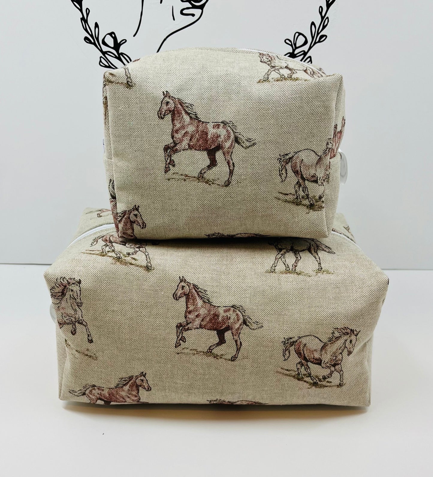 Horse Print Make Up and Wash Bag Set