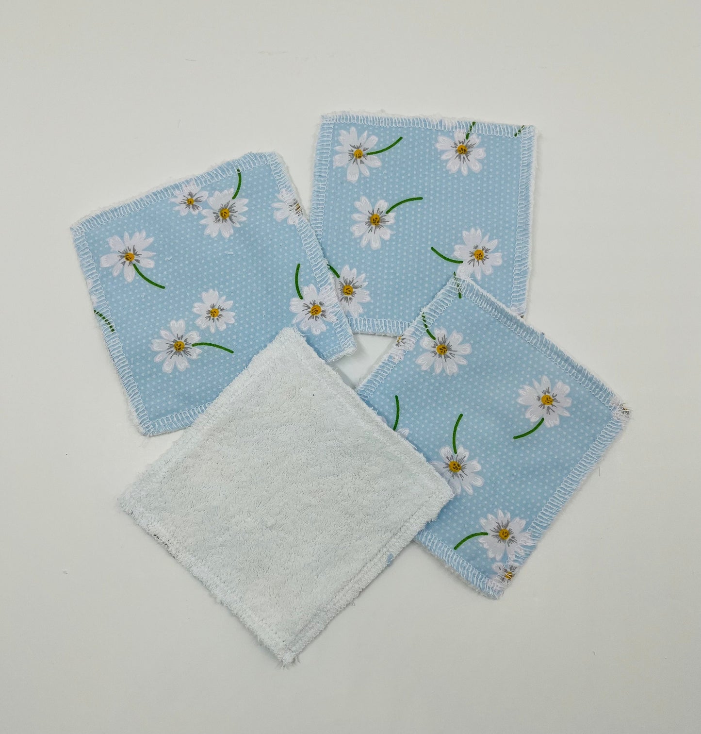 Blue Daisy Print Reusable Cotton Pads