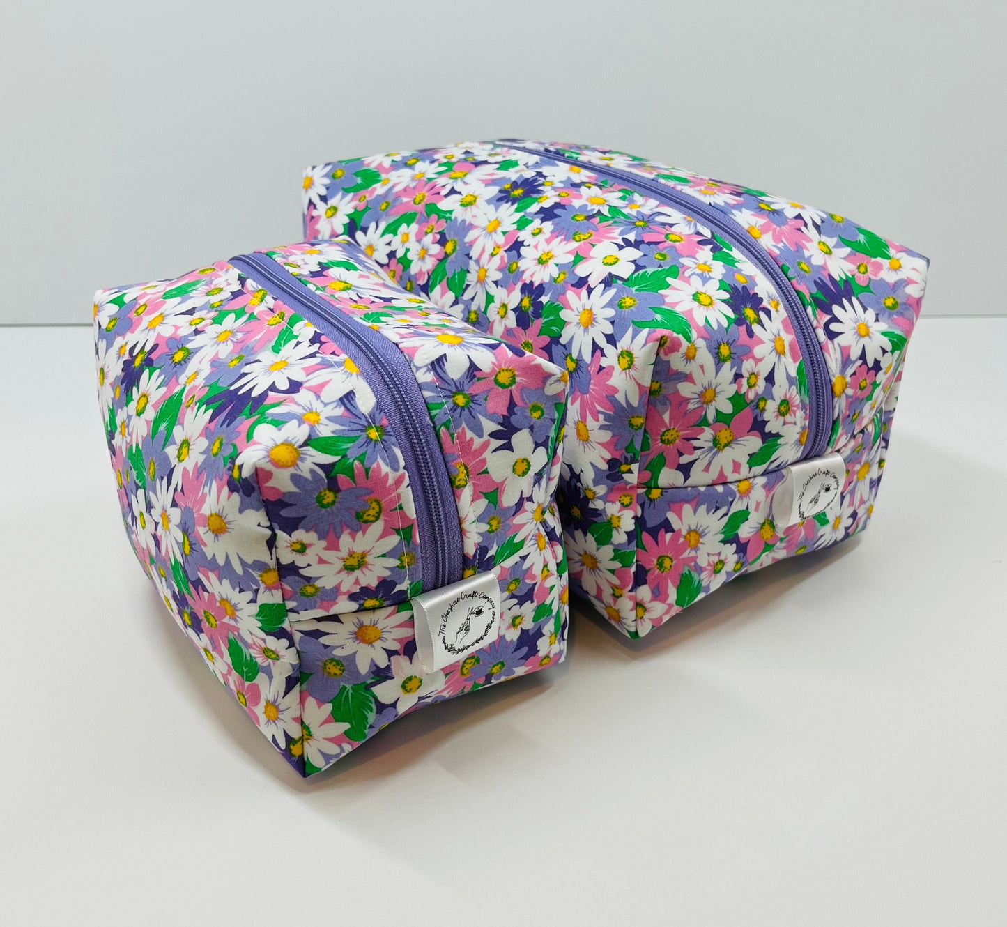 Lilac Floral Make Up and Wash Bag Set