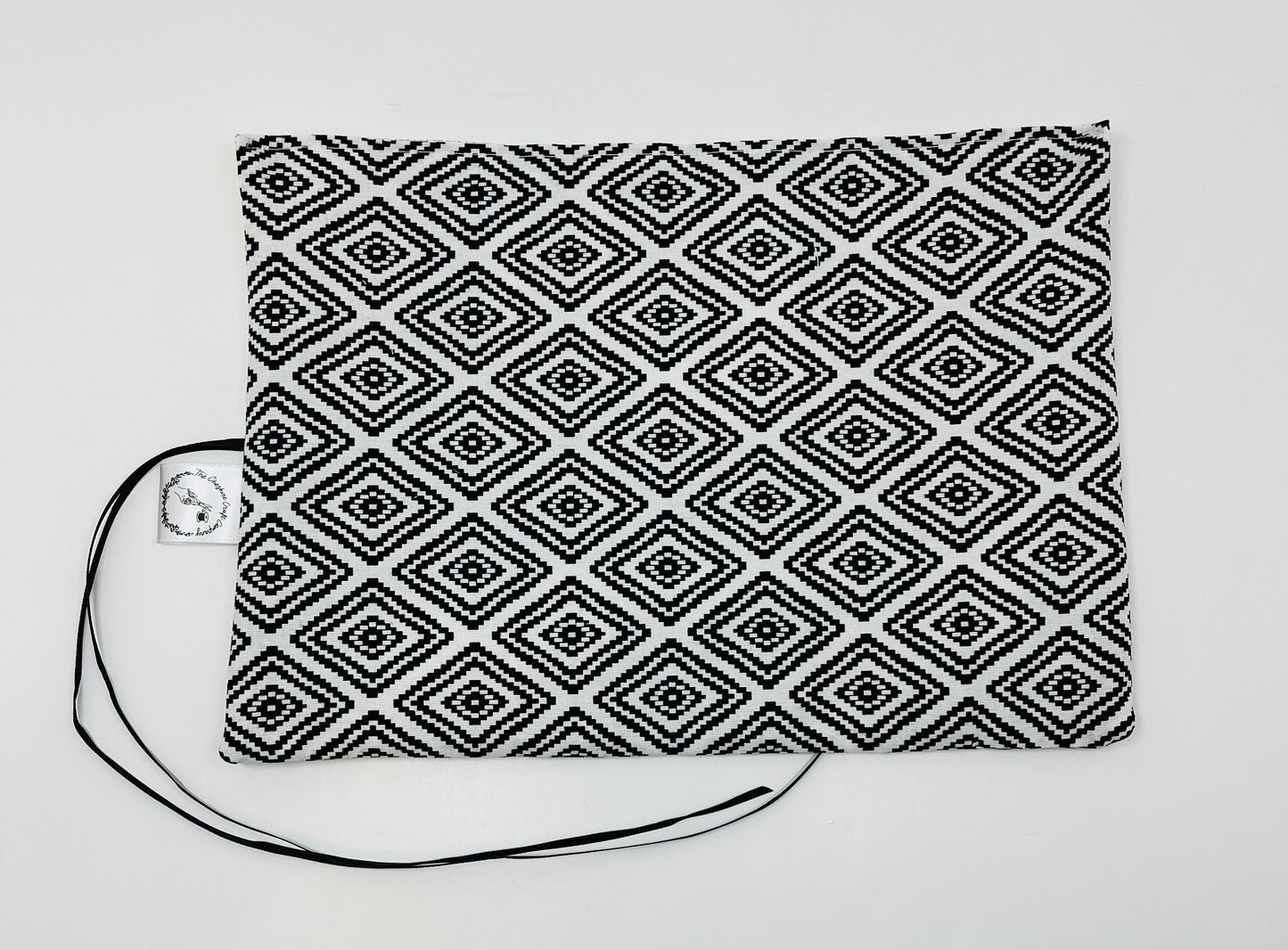 Aztec Print Brush Roll