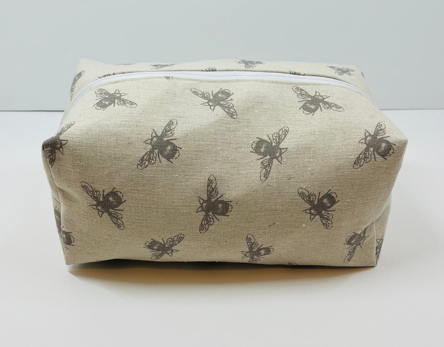 Bee Wash Bag