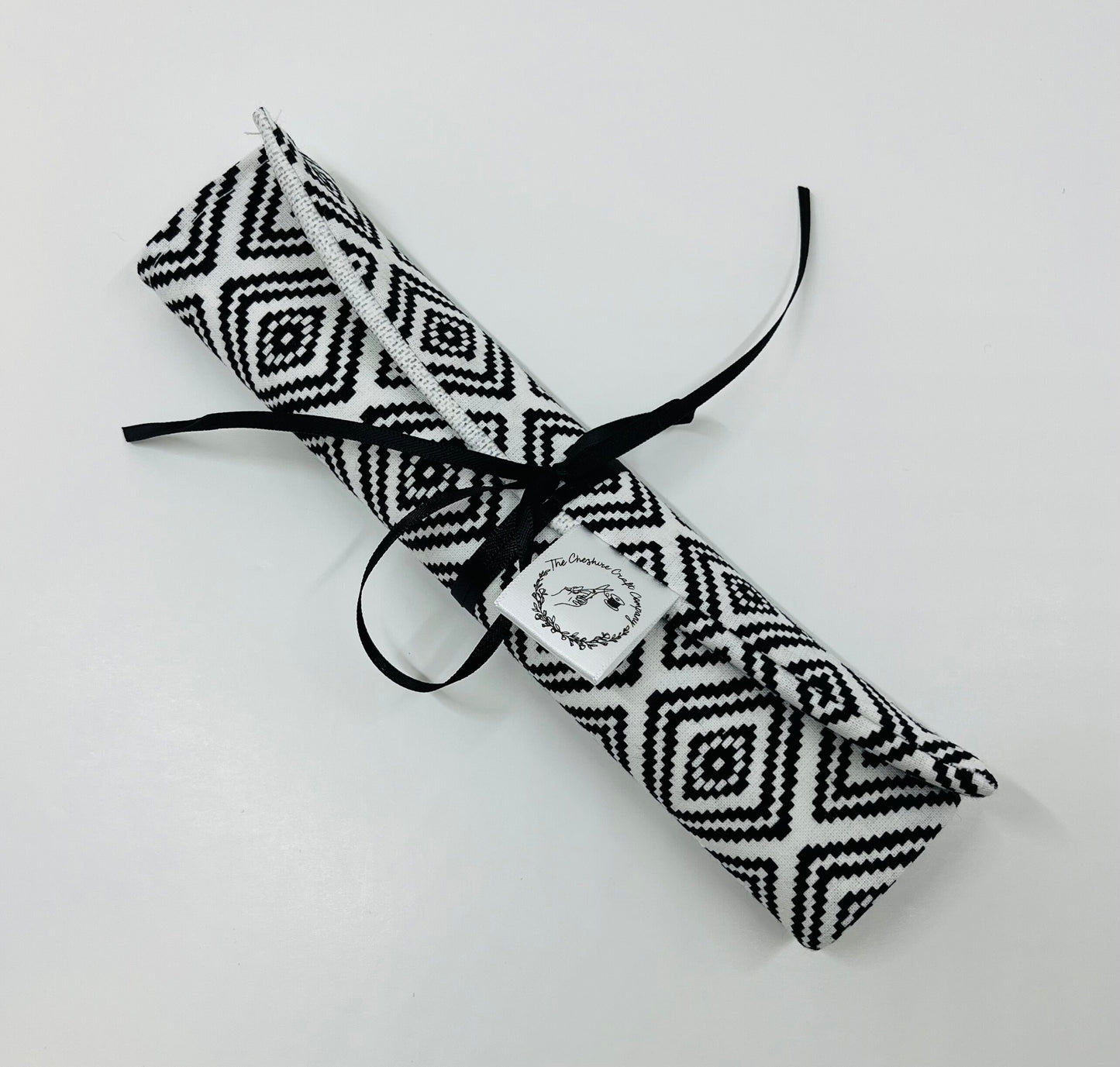 Aztec Print Brush Roll