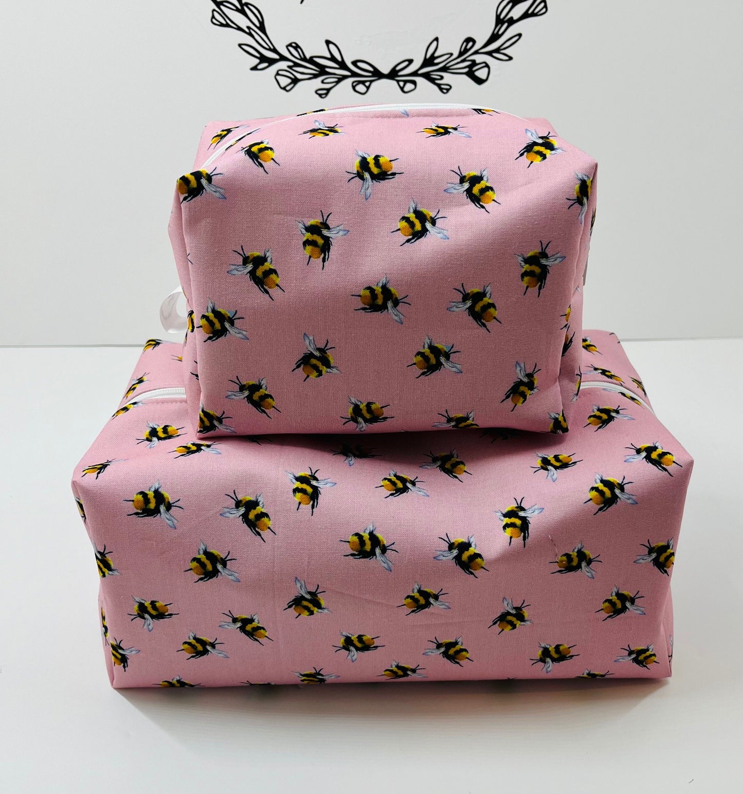 Pink Bee Make Up and Wash Bag Set