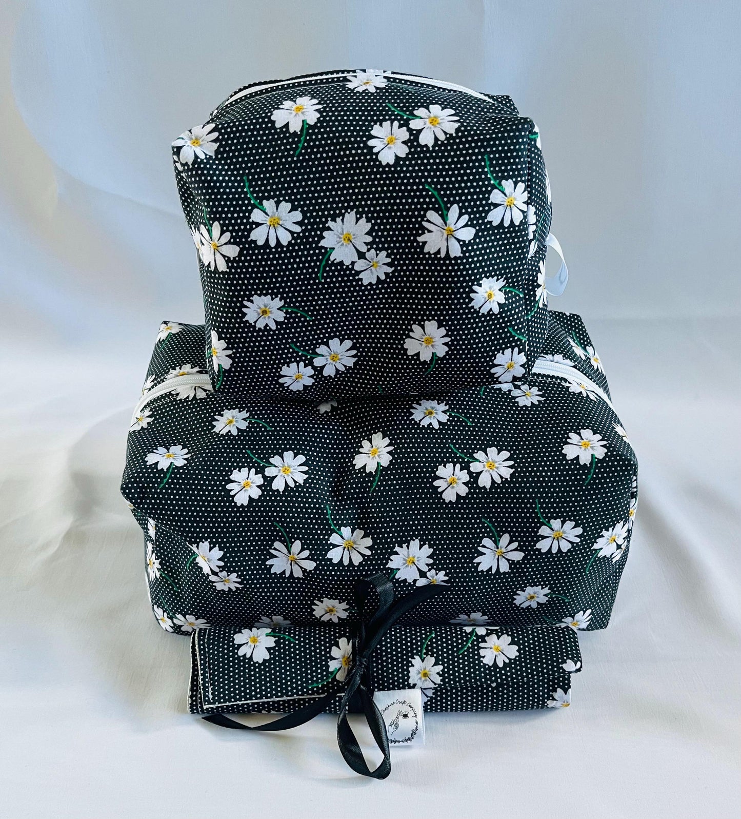 Daisy Print Travel Set