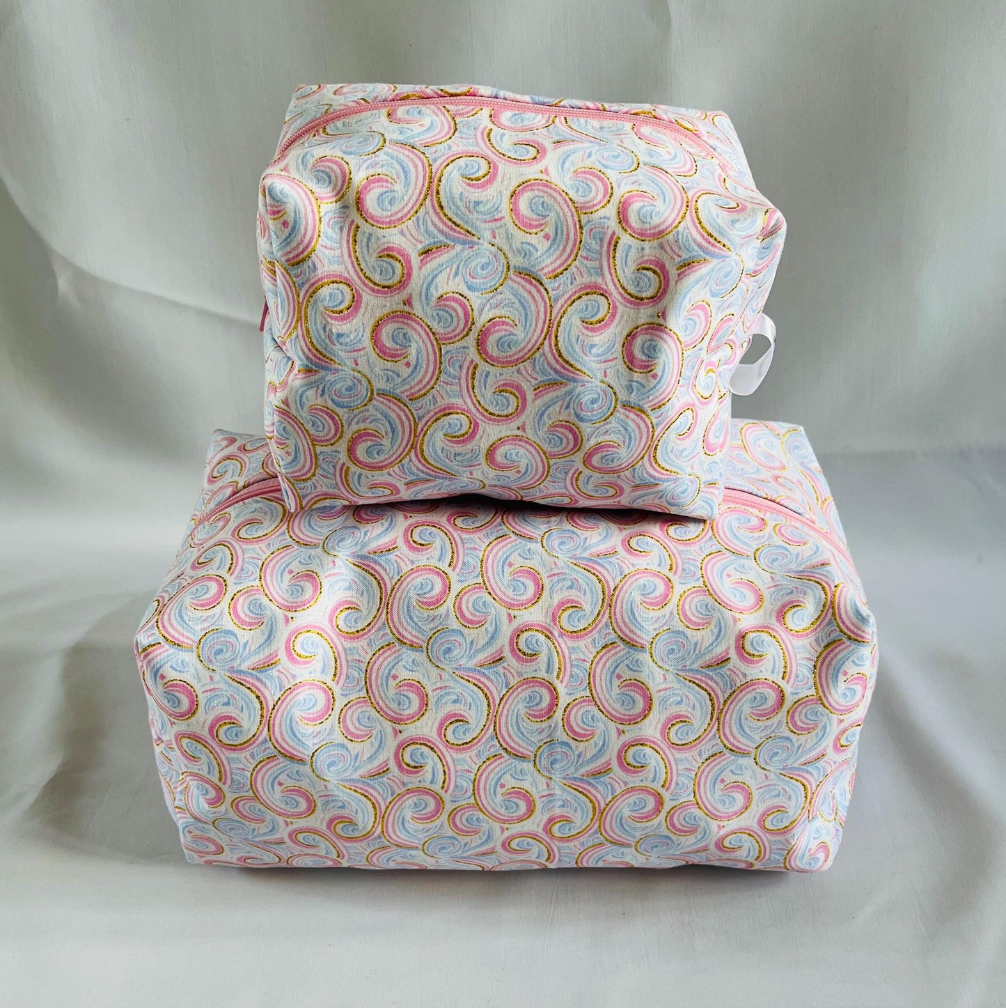 Glittery Swirl Make Up and Wash Bag Set