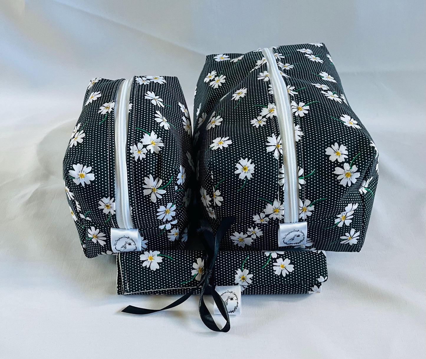 Daisy Print Travel Set