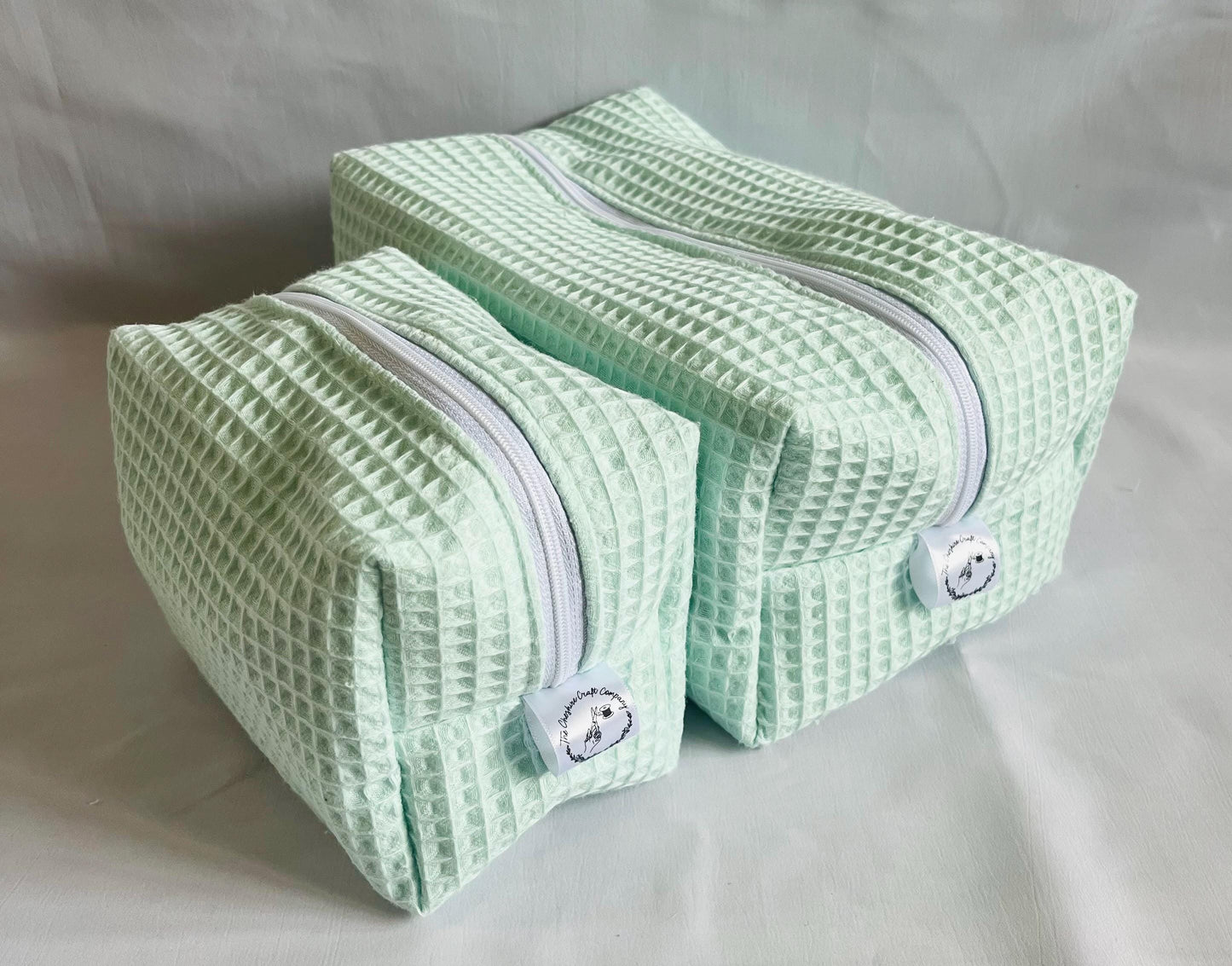 Mint Green Waffle Make Up and Wash Bag Set
