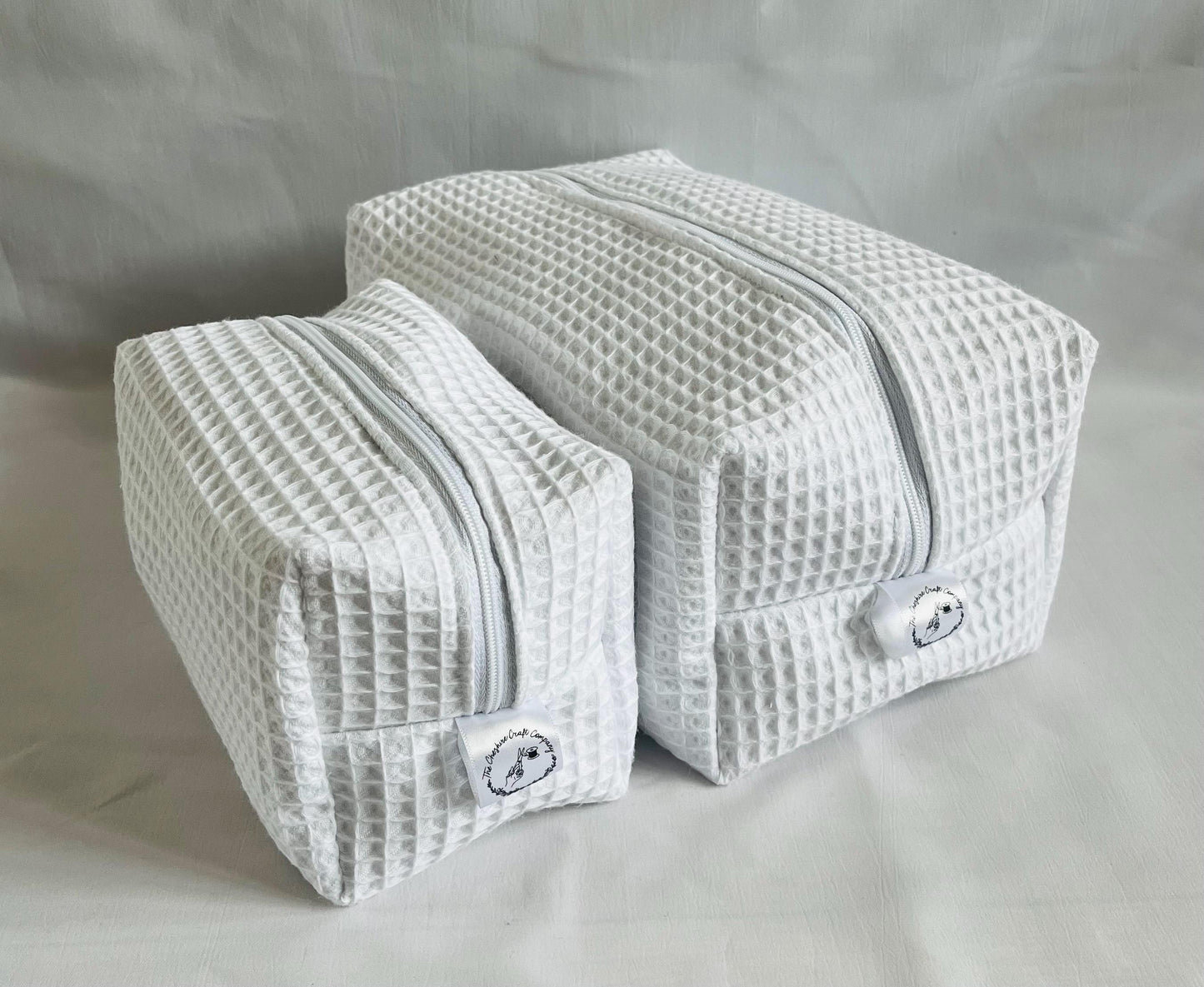 White Waffle Make Up and Wash Bag Set