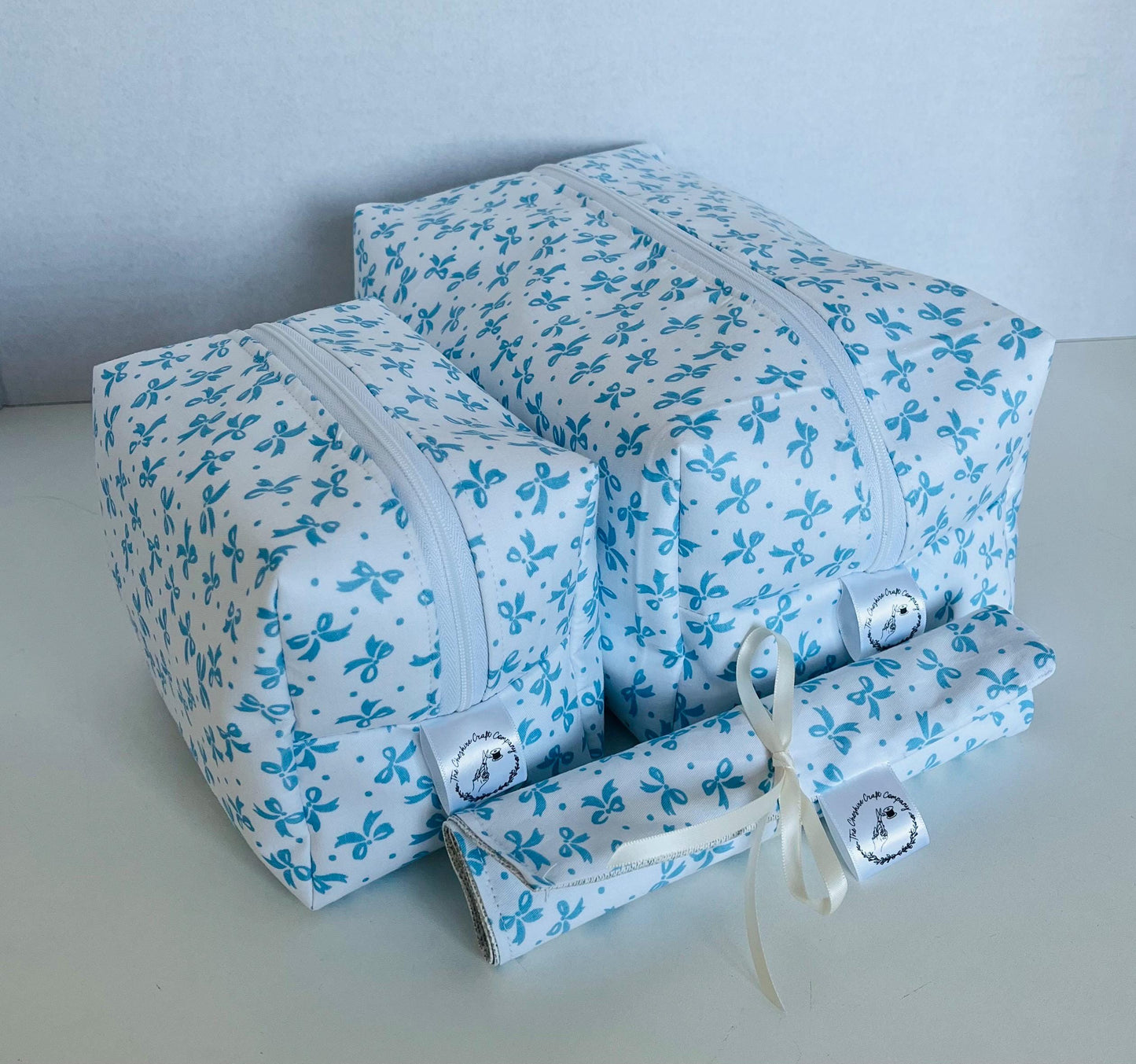 Blue Bow Print Travel Set