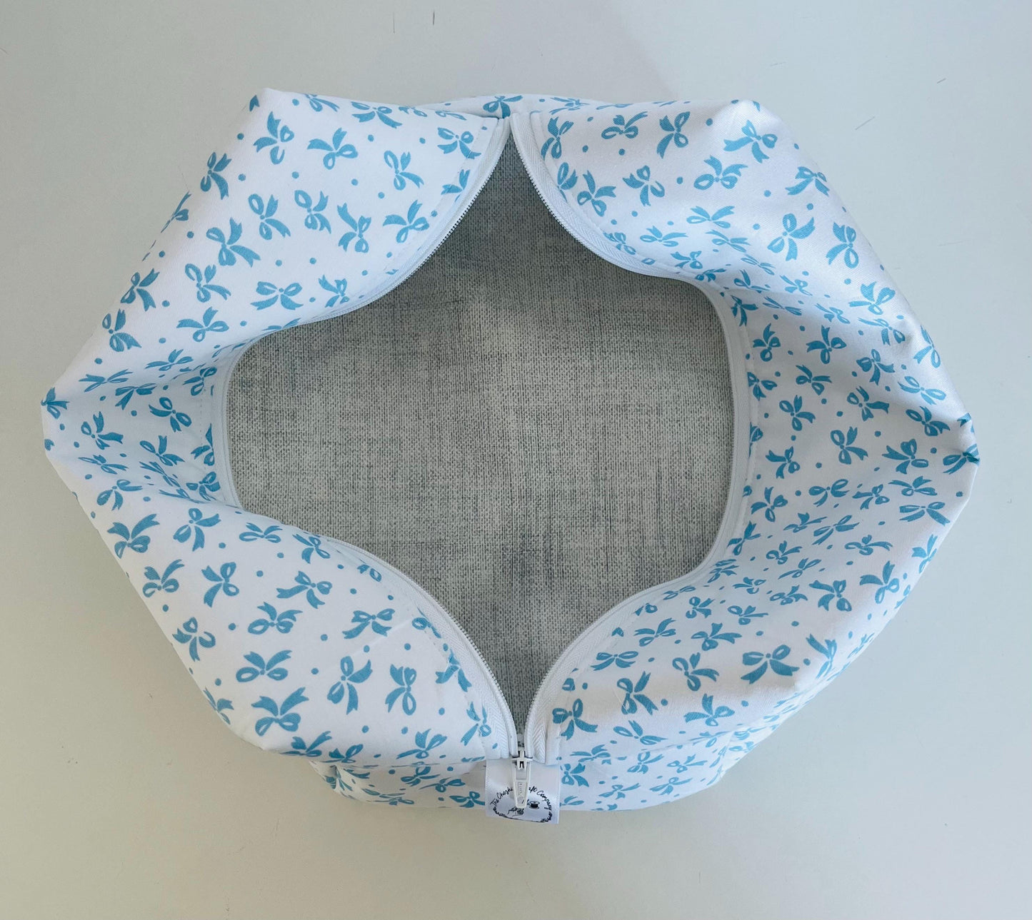 Blue Bow Print Make Up and Wash Bag Set