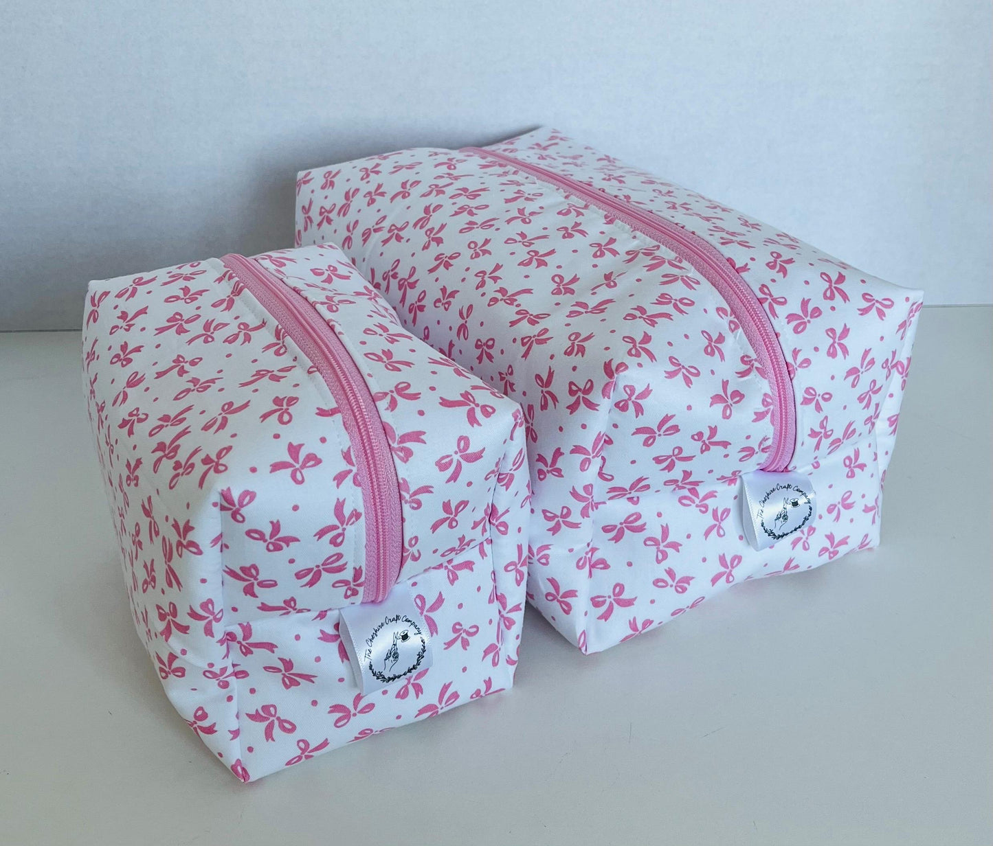 Pink Bow Print Make Up and Wash Bag Set