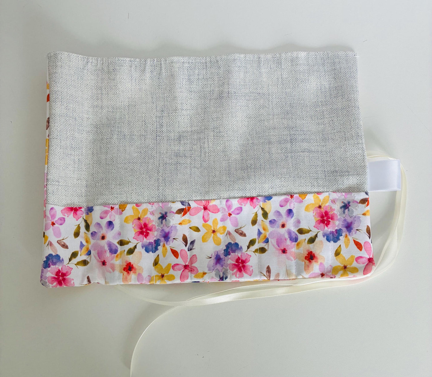 Summer floral Print Brush Roll